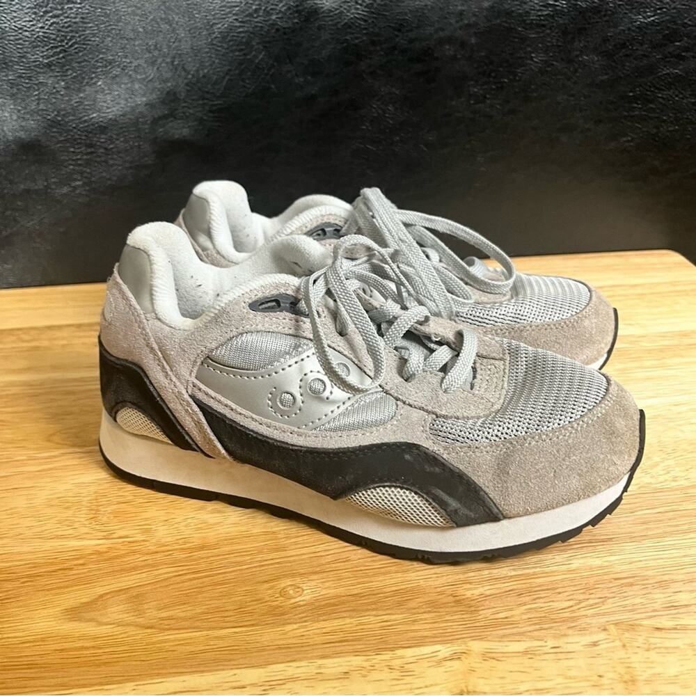 Saucony Tan And Gray‎ Sneakers Size 2.5